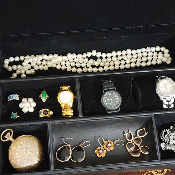 Vegan Black Jewlery/Watch Box - Picture 3 of 3